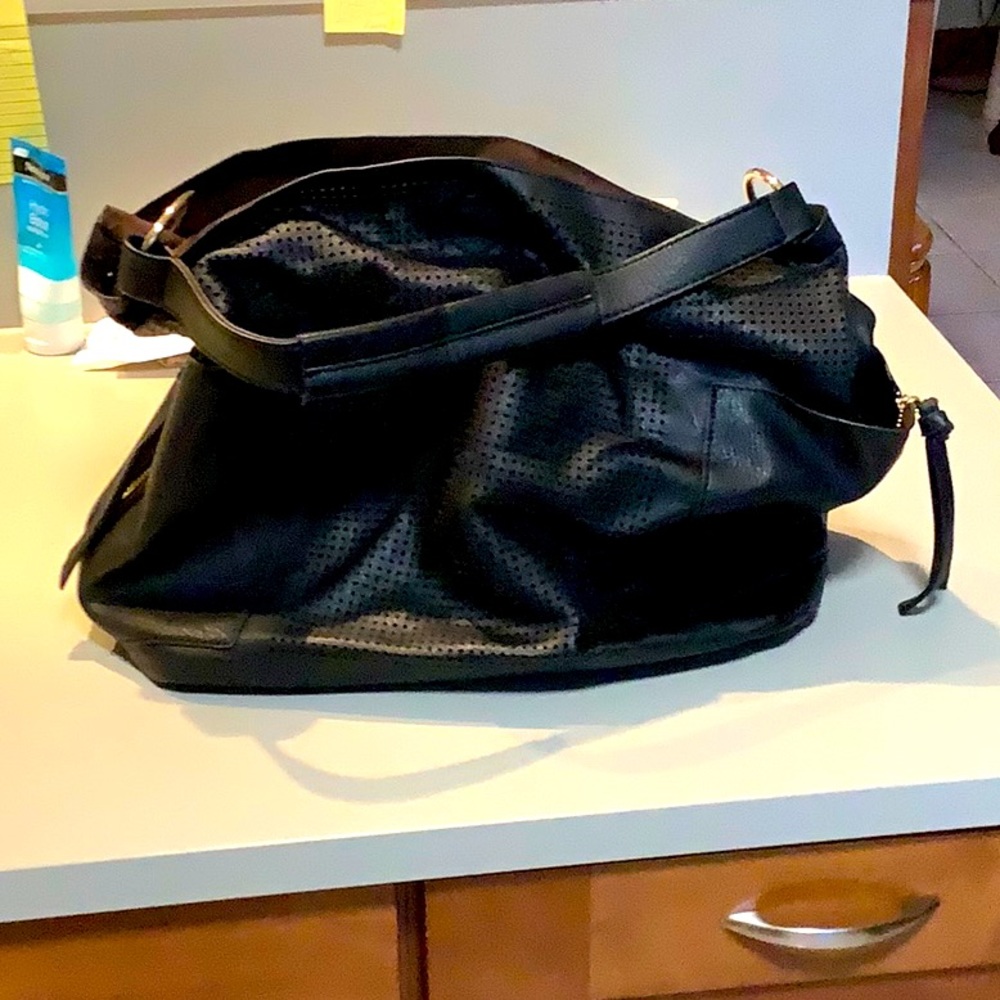 Slouchy tote